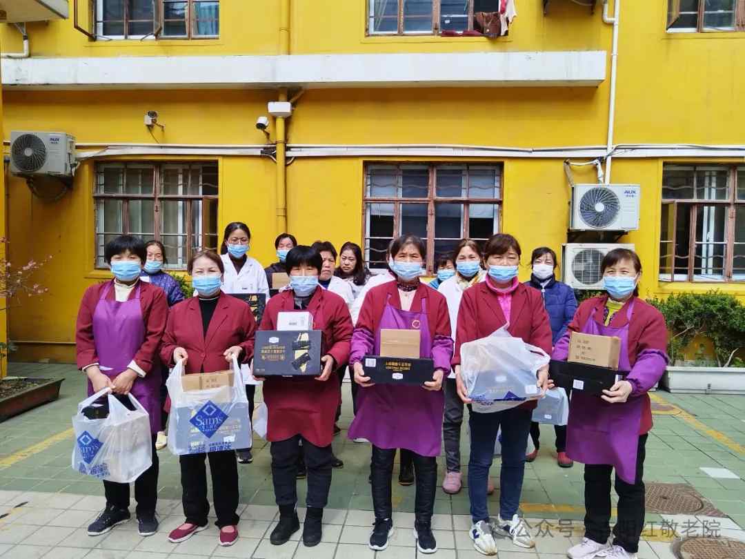 彪马与院方献礼，三八妇女节致敬最美的她们