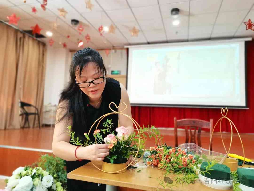 社会各界携手吉阳红敬老院 共庆中秋佳节